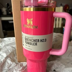 Stanley Pink Parade Limited Edition 40 oz Quencher Tumbler